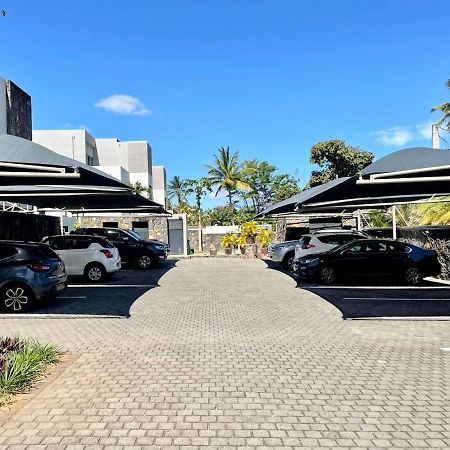 Luxury Beach House With Spectacular Sea View And Pool Trou aux Biches Exterior photo