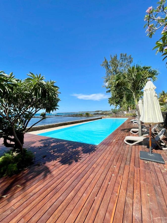 Luxury Beach House With Spectacular Sea View And Pool Trou aux Biches Exterior photo
